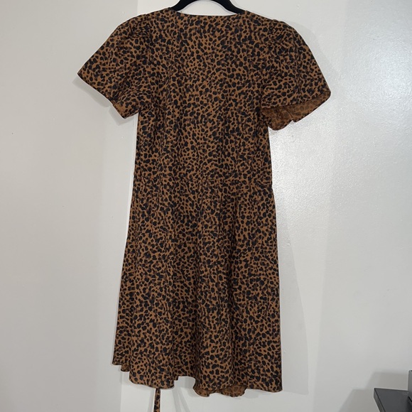 Madewell Flutter Sleeve Wrap Dress - Picture 9 of 9